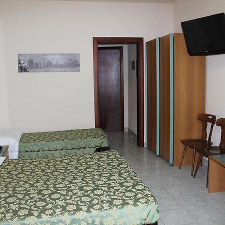 Albergo Napoleone SantʼAmbrogio di Valpolicella Kültér fotó