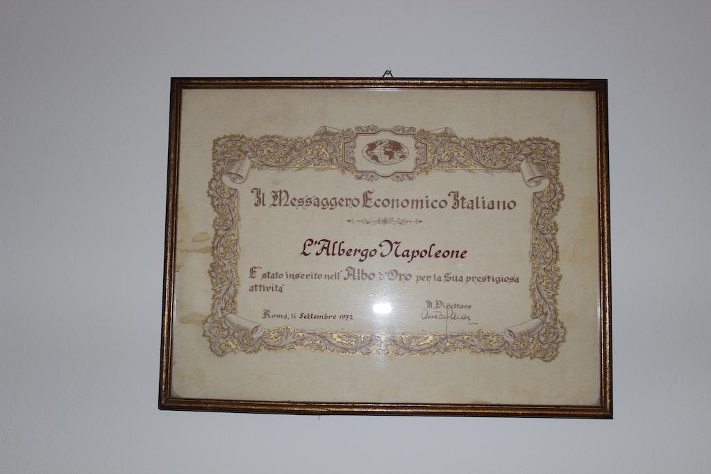Albergo Napoleone SantʼAmbrogio di Valpolicella Kültér fotó