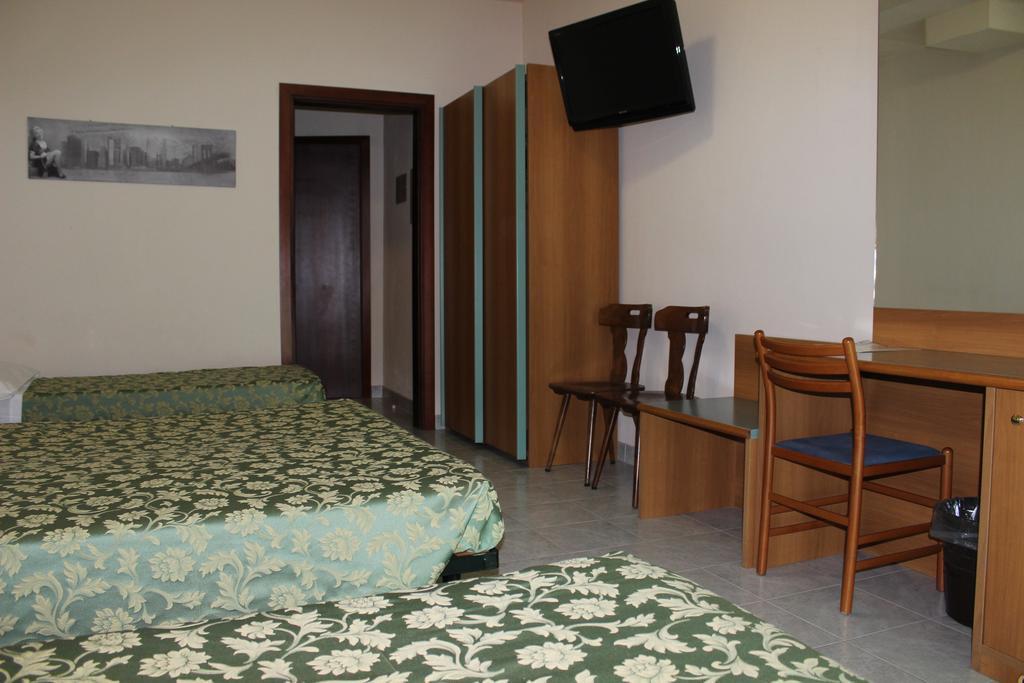 Albergo Napoleone SantʼAmbrogio di Valpolicella Kültér fotó